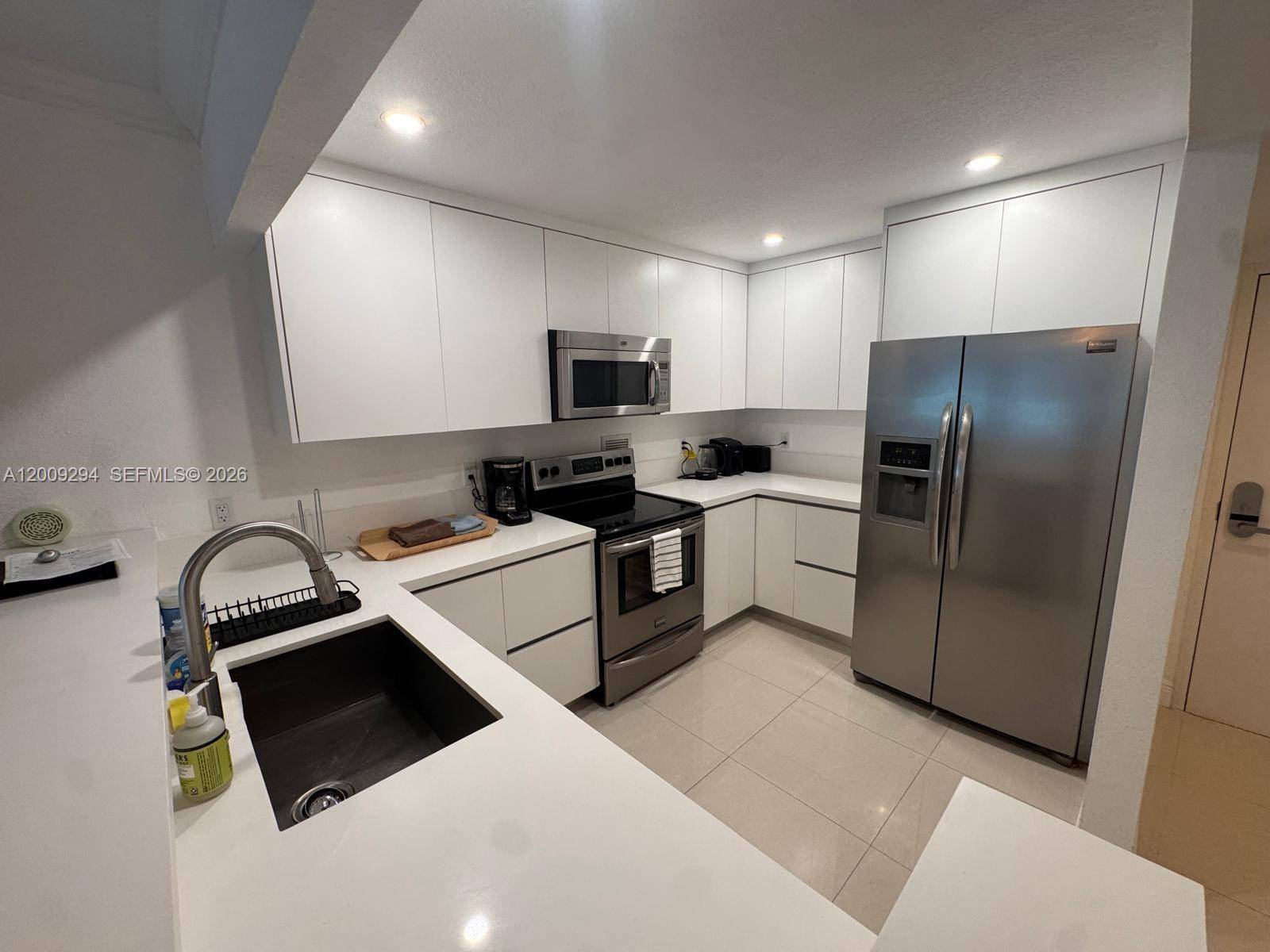 2301 Collins AveMiami Beach - Condo-Hotel,Condo condo unit 427 - picture