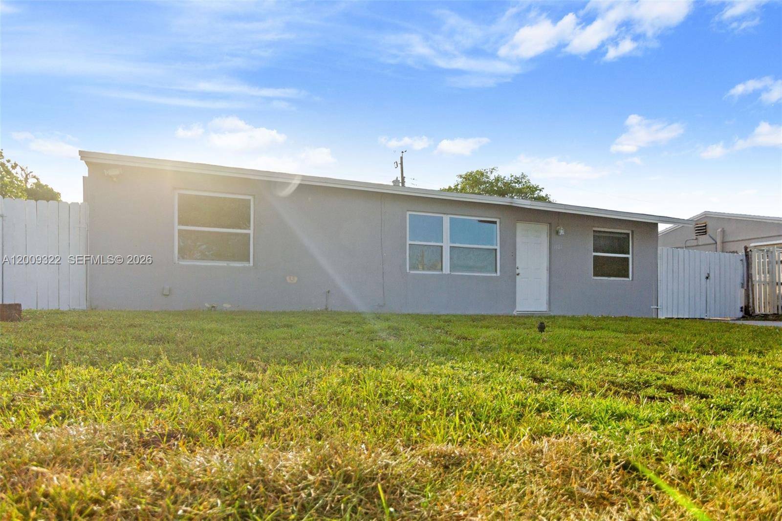1481 SW 49th AveFort Lauderdale - Single Family-Seasonal,House condo unit 1481 - picture