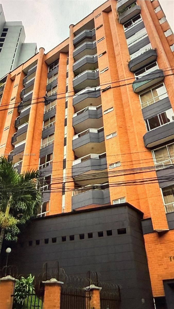 Carrera 44 17 SUR 70 - Condo 5+ Stories,Condo condo unit 302 - picture