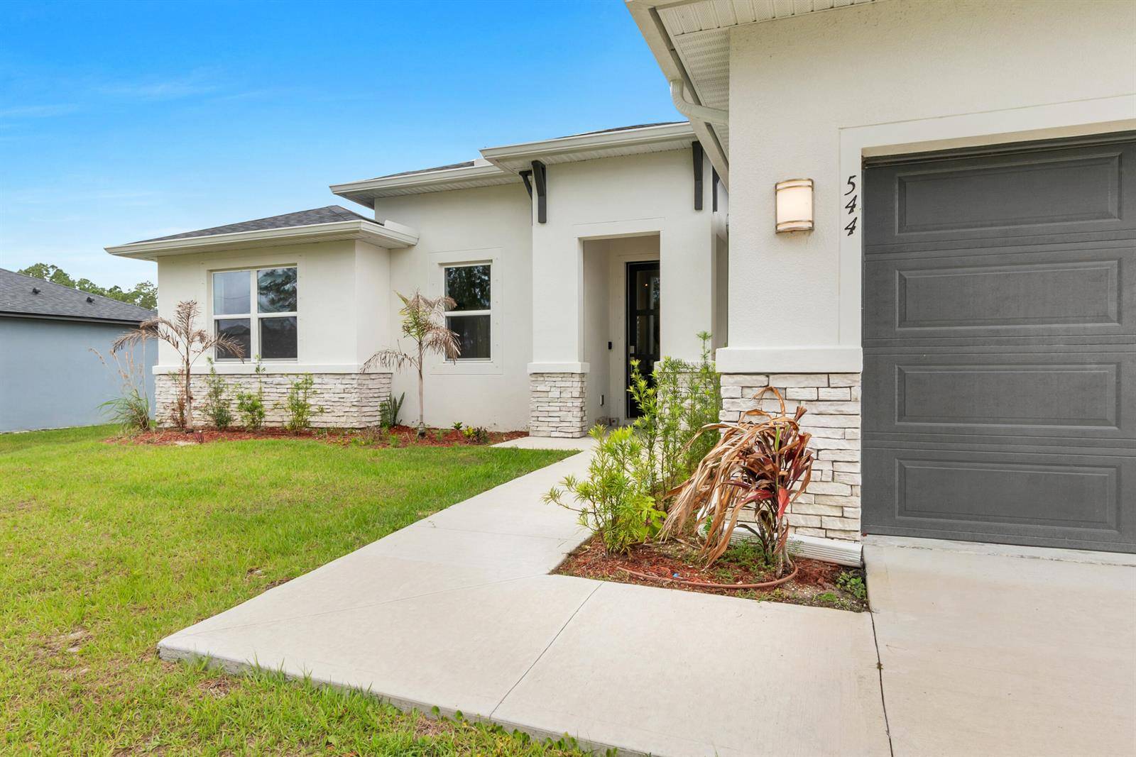 544 HiggsPalm Bay - picture