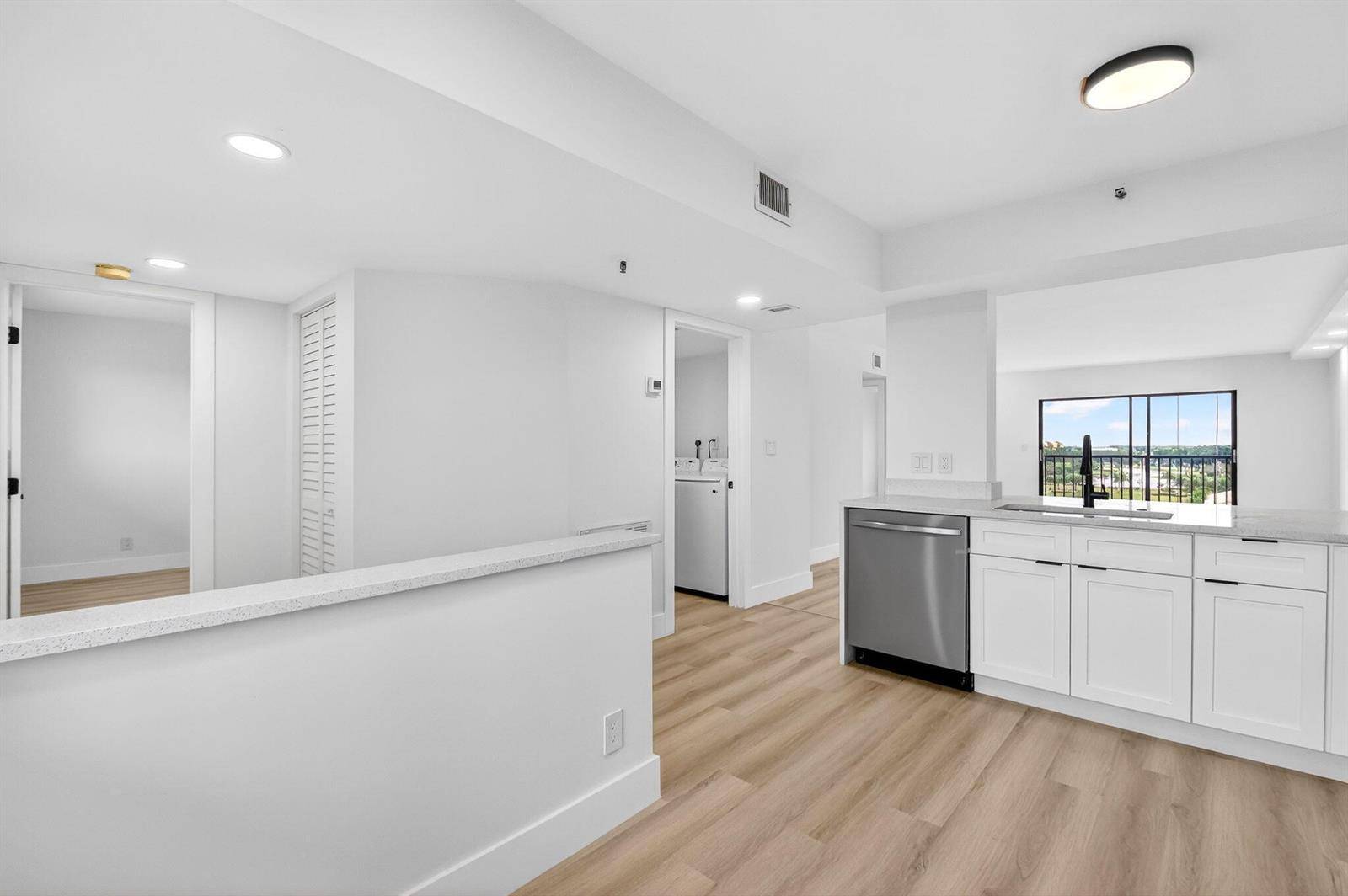 6866 HuntingtonDelray Beach - HUNTINGTON LAKES SEC TWO C,HUNTINGTON LAKES condo unit 707 - picture