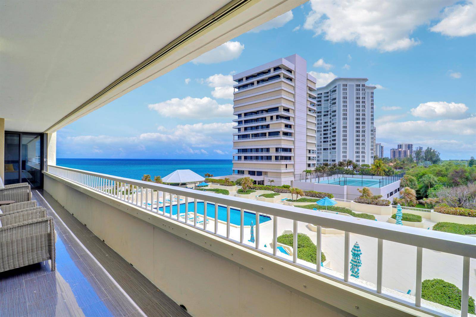 5280 N OceanRiviera Beach - REACHES CONDO condo unit 2f - picture
