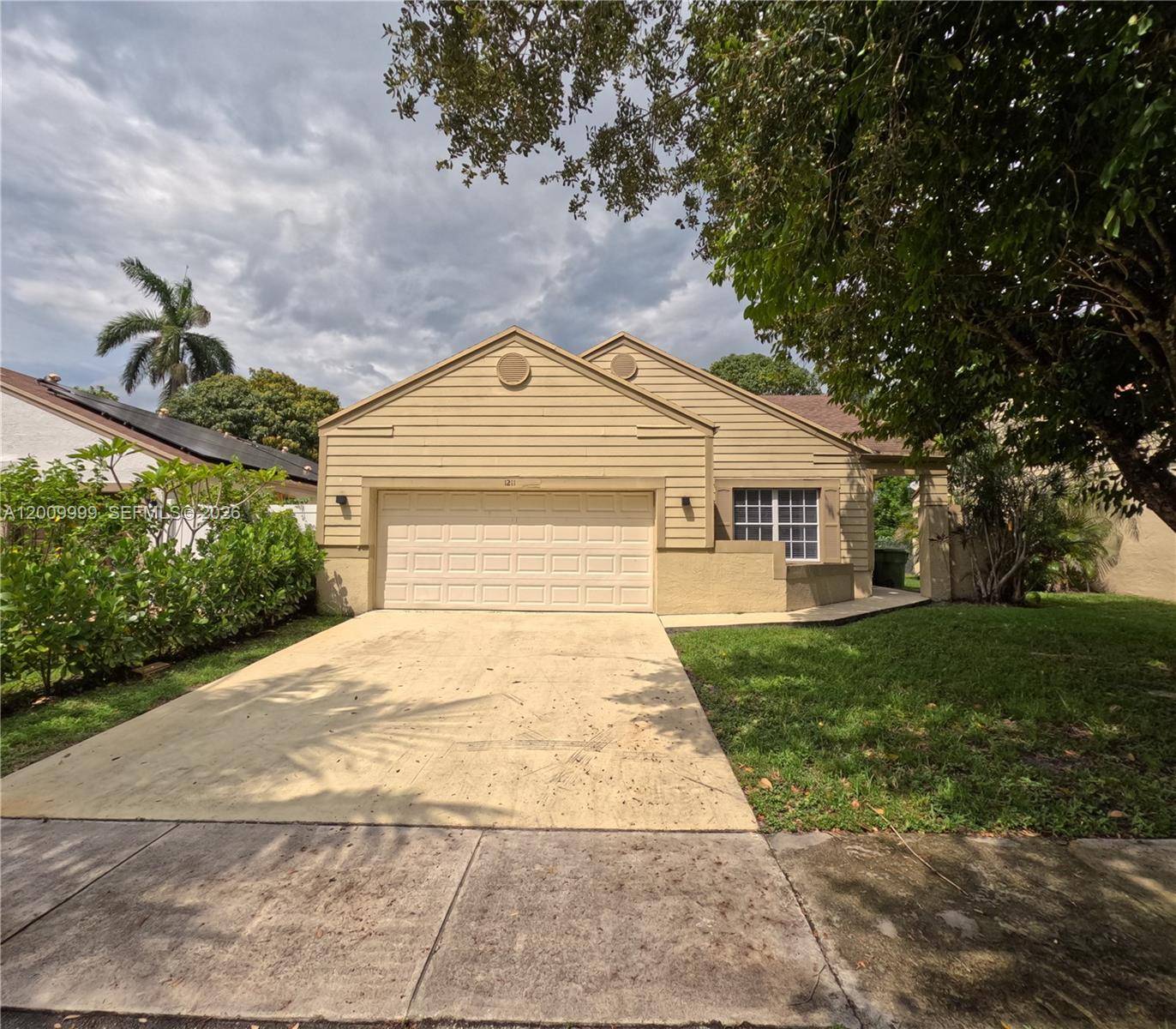 1211 SW 84th TerPembroke Pines - Single Family-Annual,House condo unit 1211 - picture