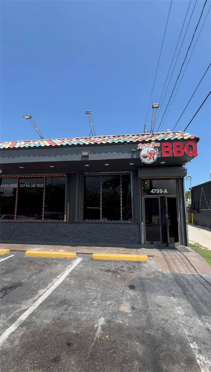 4799 NW 7th AveMiami - picture