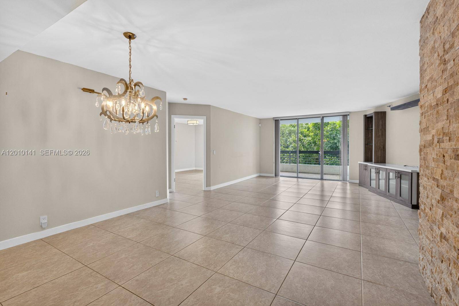 3500 Mystic Pointe DrAventura - MYSTIC POINTE TOWER 400 C,MYSTIC POINTE condo unit 302 - picture