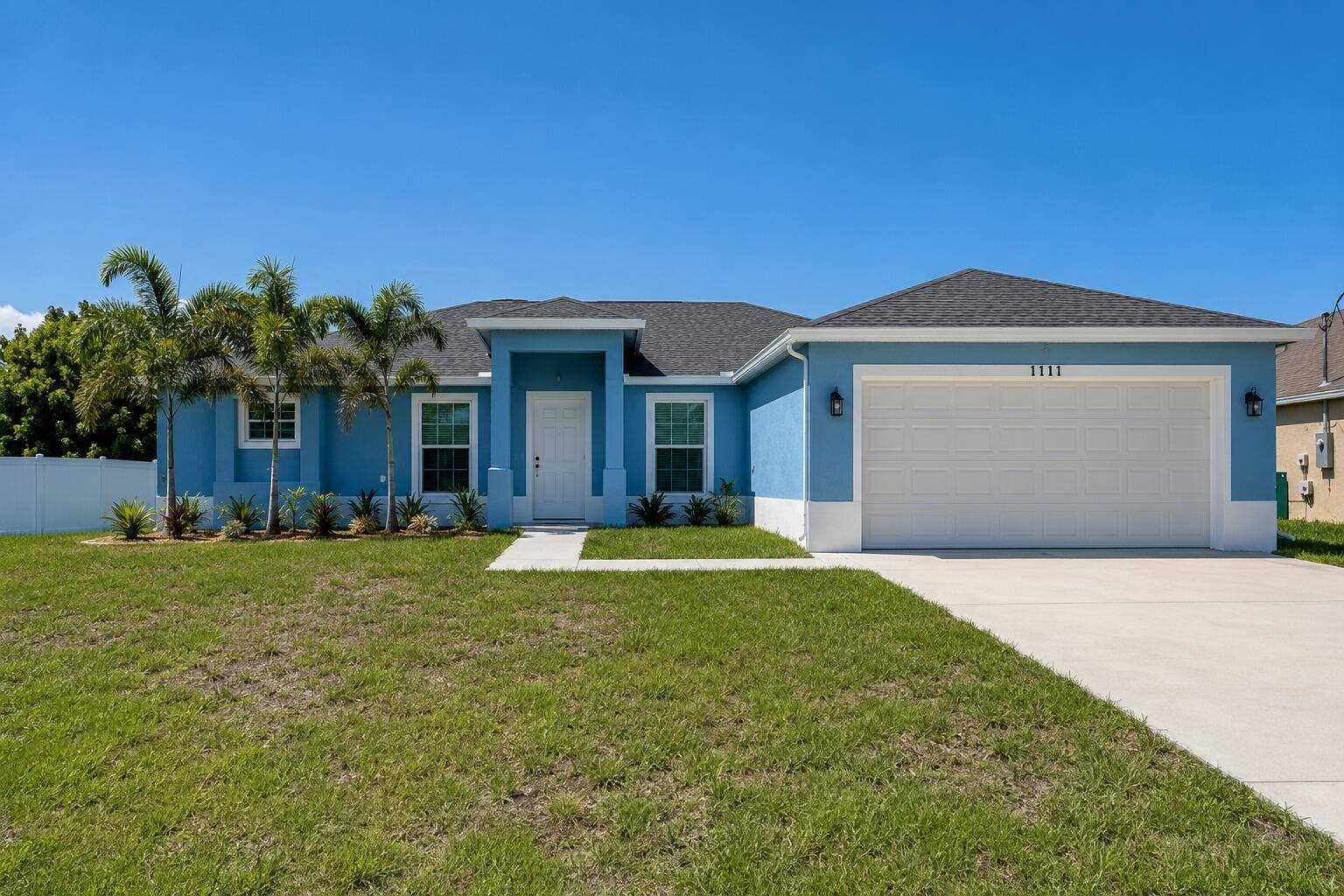 2352 SW PlumPort St. Lucie - picture