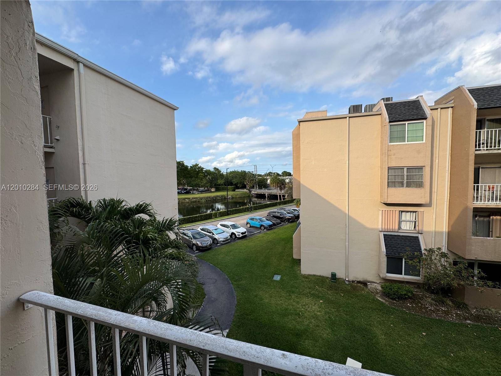 7725 SW 86th StMiami - Condo 1-4 Stories,Condo condo unit A1-319 - picture