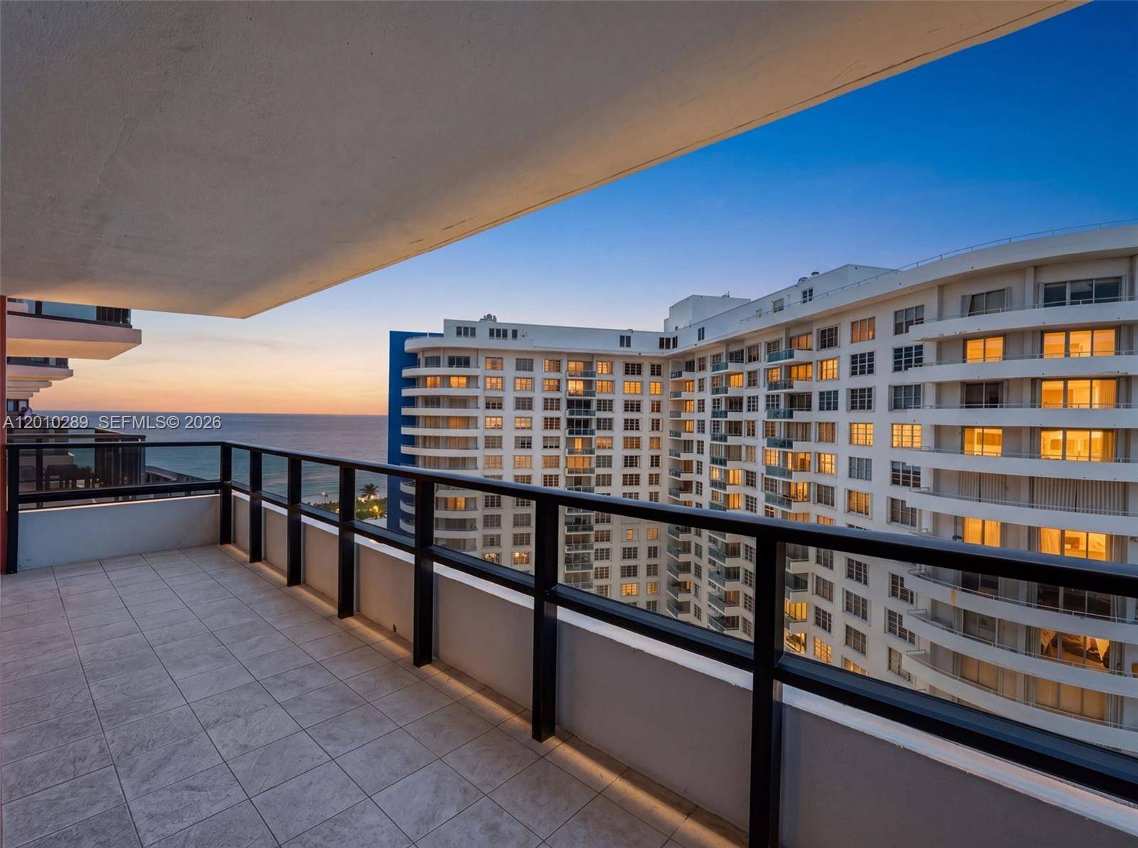 5225 Collins AveMiami Beach - Condo-Hotel,Condo condo unit 1519 - picture