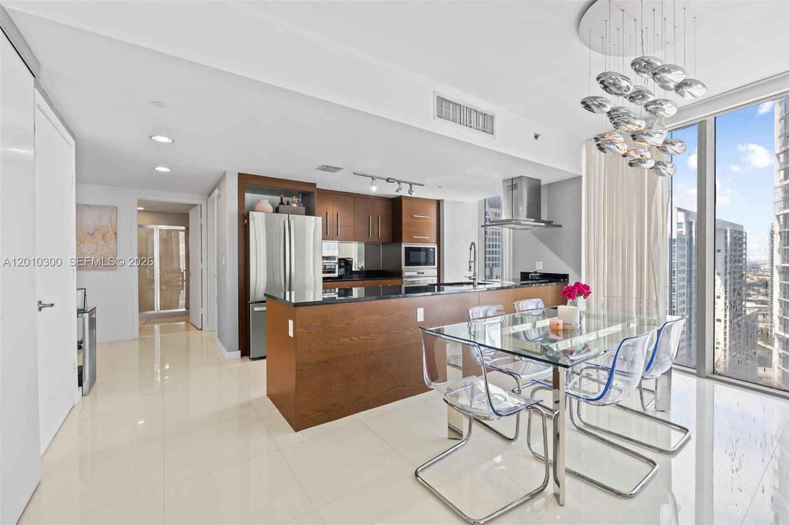 495 Brickell AveMiami - ICON BRICKELL NO TWO condo unit 3710 - picture