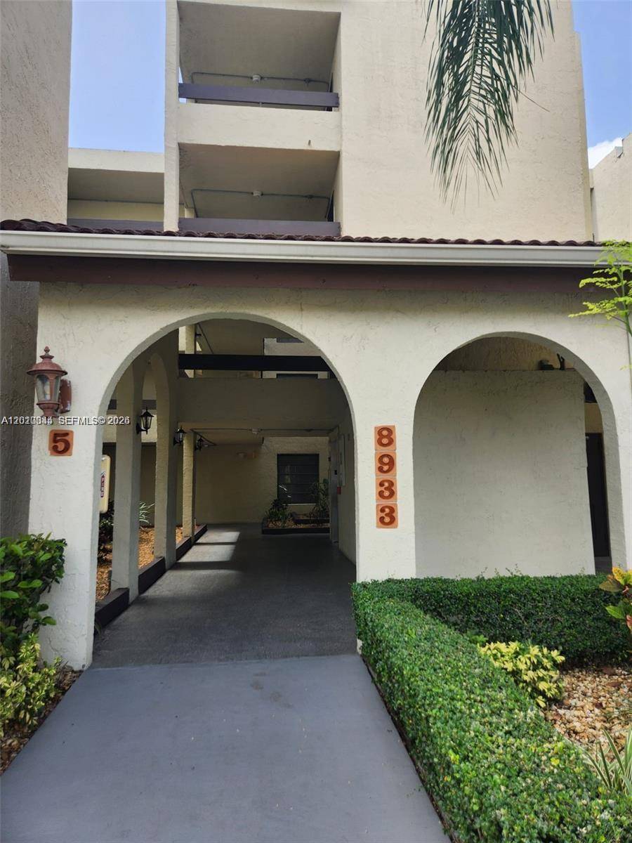 8933 SW 123rd CtMiami - KENLAND WALK CONDO III condo unit 108 - picture