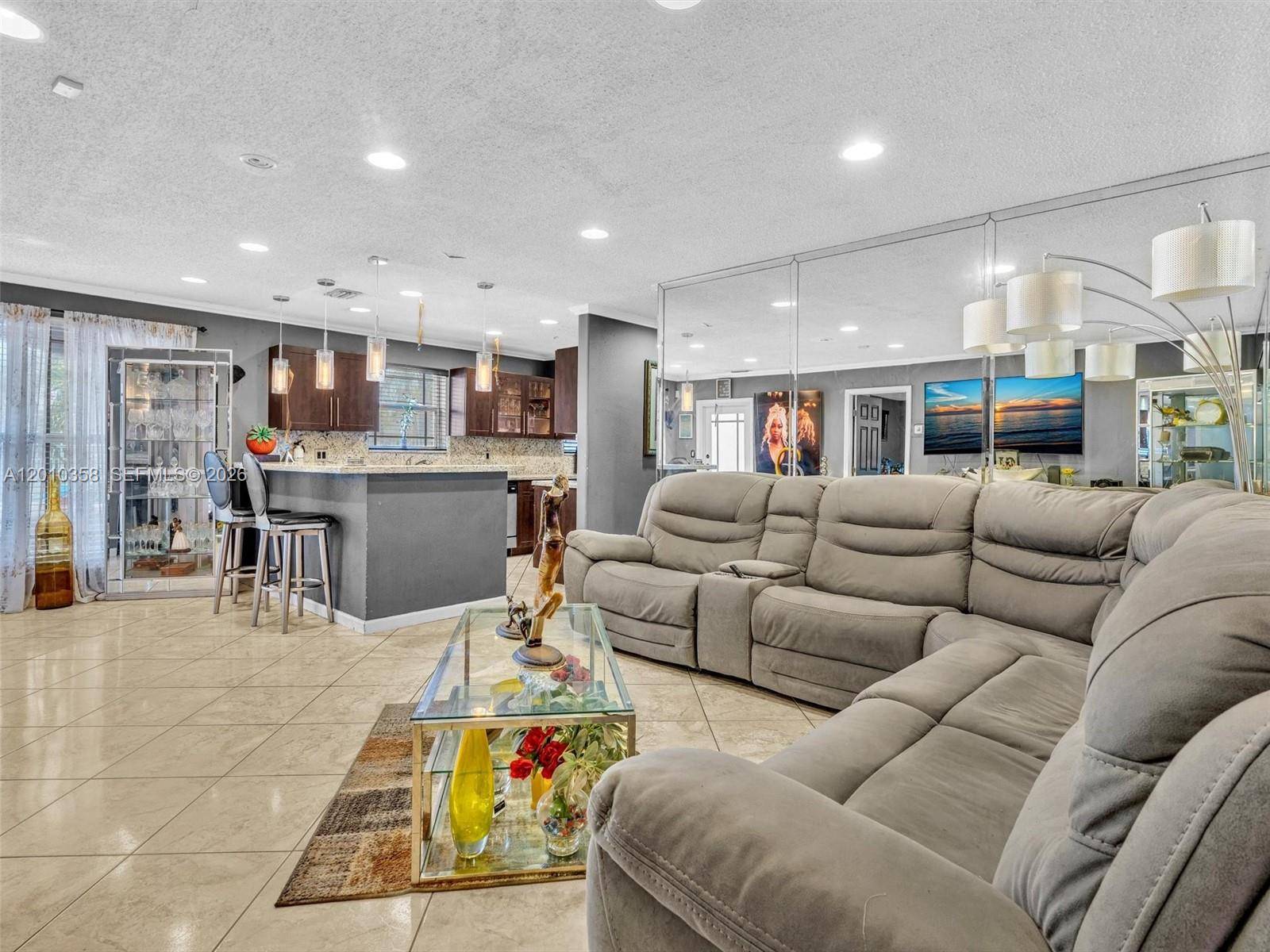 4301 NW 185th StMiami Gardens - picture
