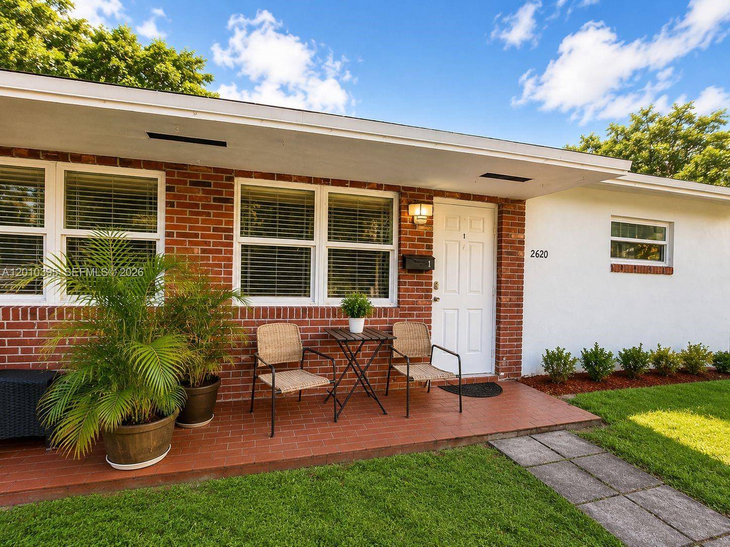 2620 SW 51st StDania Beach - picture