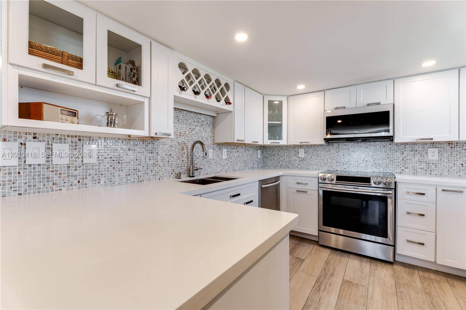 1901 Brickell AveMiami - BRICKELL PLACE CONDO condo unit B1809 - picture