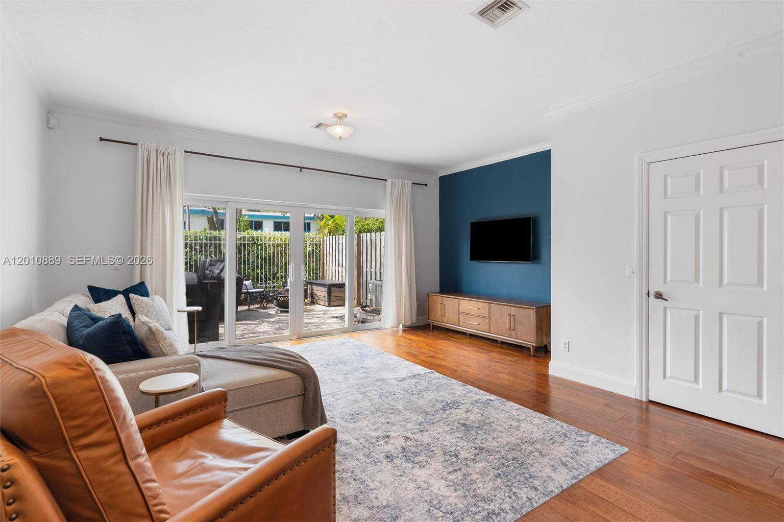 835 NE 19th AveFort Lauderdale - RESUB OF BLKS A B & 5 OF condo unit 2 - picture