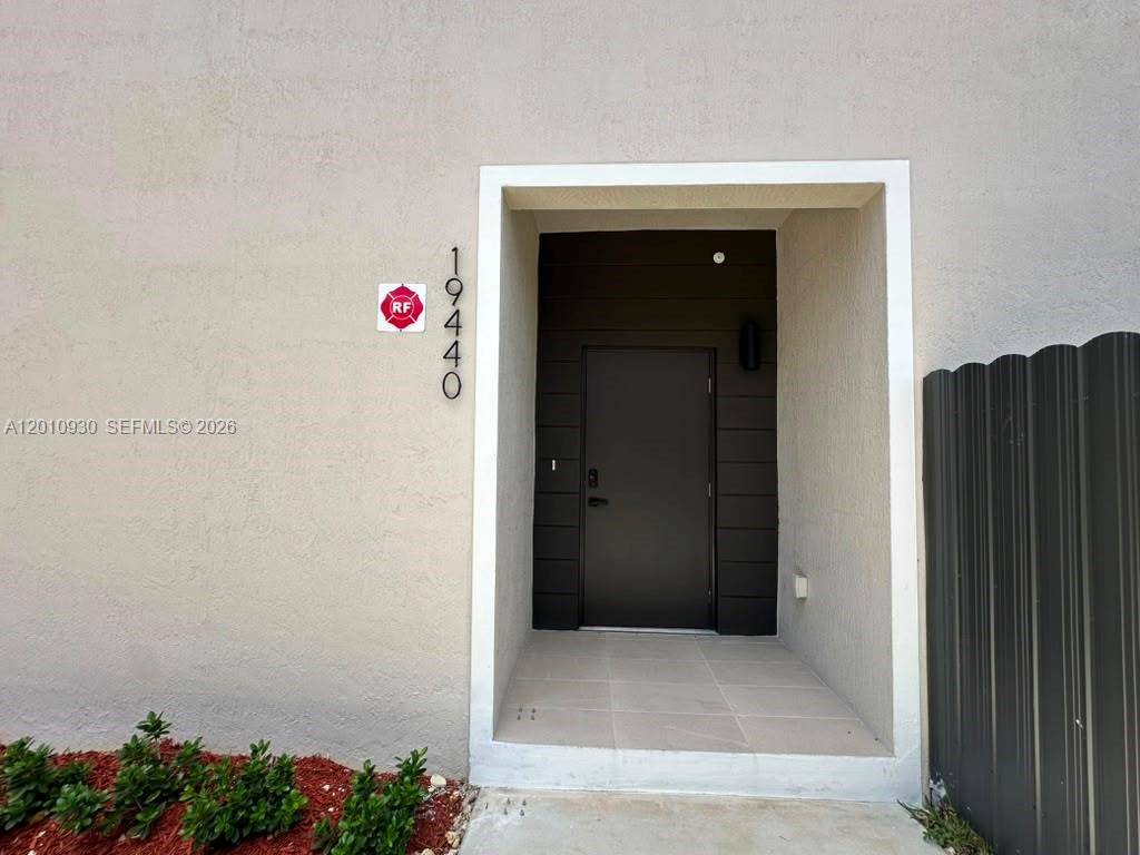 19440 SW 125th AVESouth Miami - picture