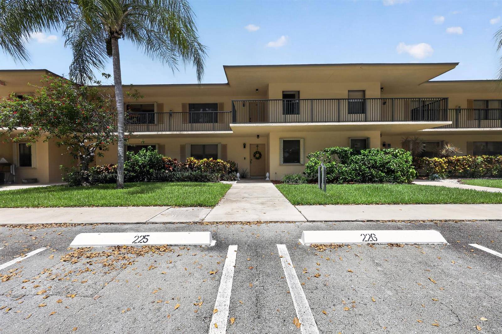 2898 SW 22ndDelray Beach - DELRAY OAKS WEST CONDO,Delray Oaks West condo unit 231c - picture