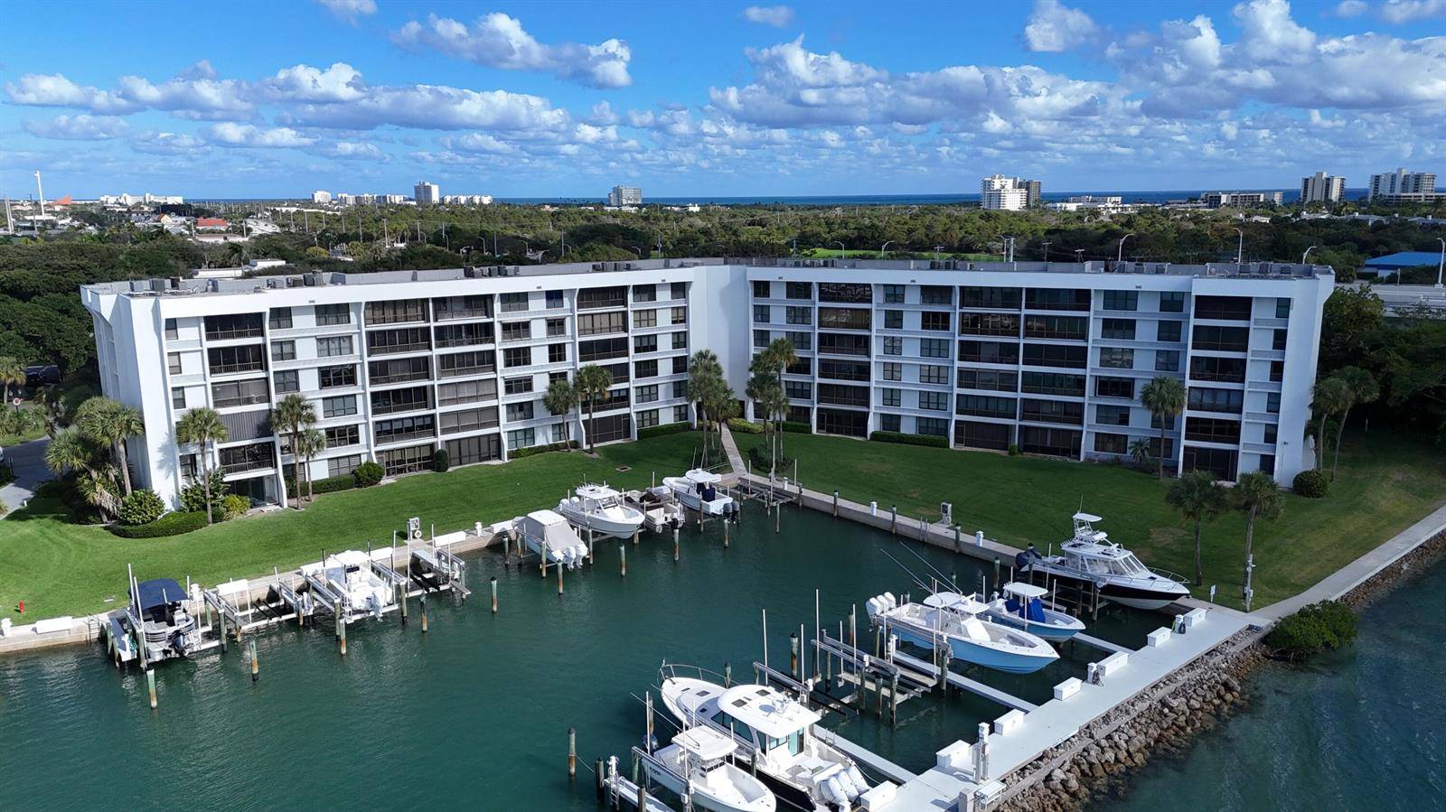 1748 Jupiter CoveJupiter - JUPITER COVE CONDO condo unit 319 - picture