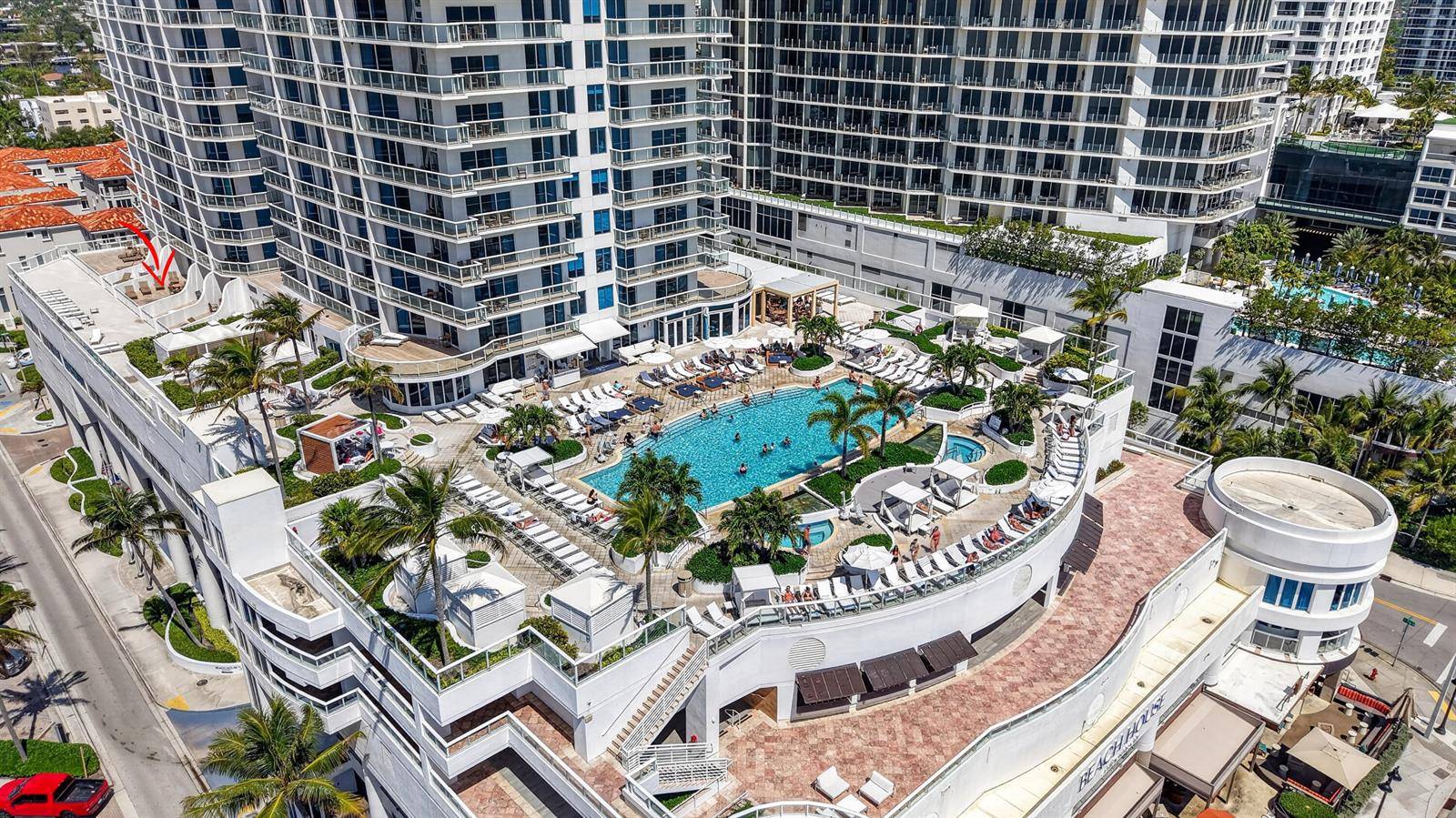 505 N Fort Lauderdale BeachFort Lauderdale - Q CLUB RESORT & RESIDENCES condo unit 605 - picture