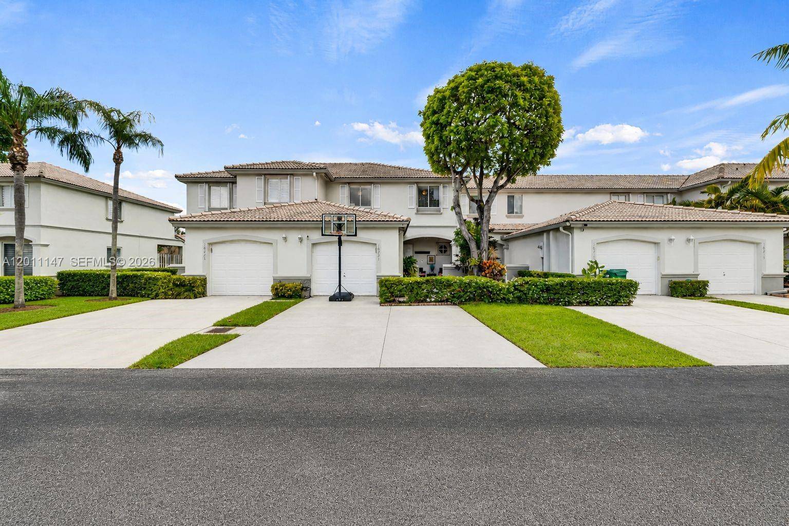 16221 SW 72nd TerMiami - picture