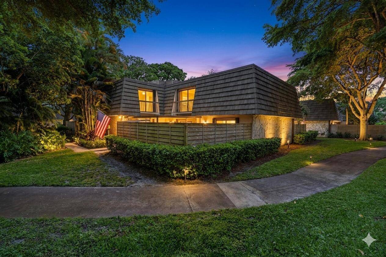 527 5thPalm Beach Gardens - picture