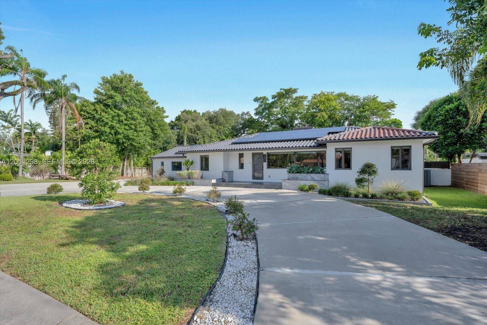 29 NE 95th StMiami Shores - picture