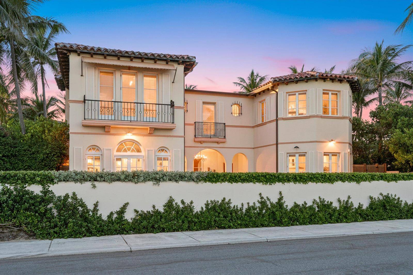 240 N OceanPalm Beach - picture
