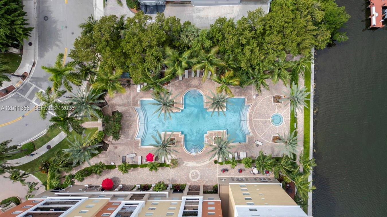 17100 N Bay RdSunny Isles Beach - Condo 5+ Stories,Condo condo unit 1610 - picture