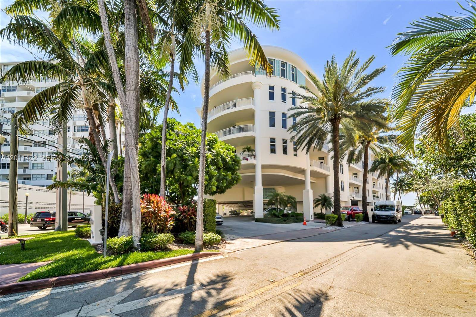 1 Century LnMiami Beach - Condo 5+ Stories,Condo condo unit 603 - picture