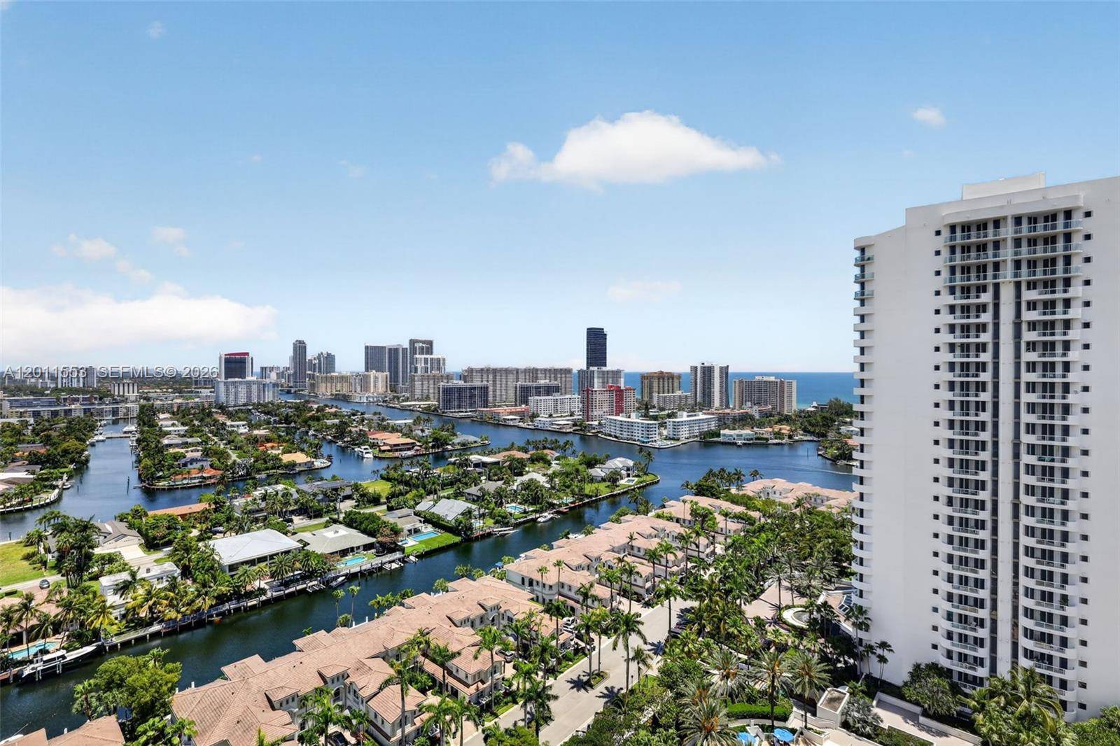 21205 YACHT CLUB DRAventura - Condo 5+ Stories,Condo condo unit 2409 - picture
