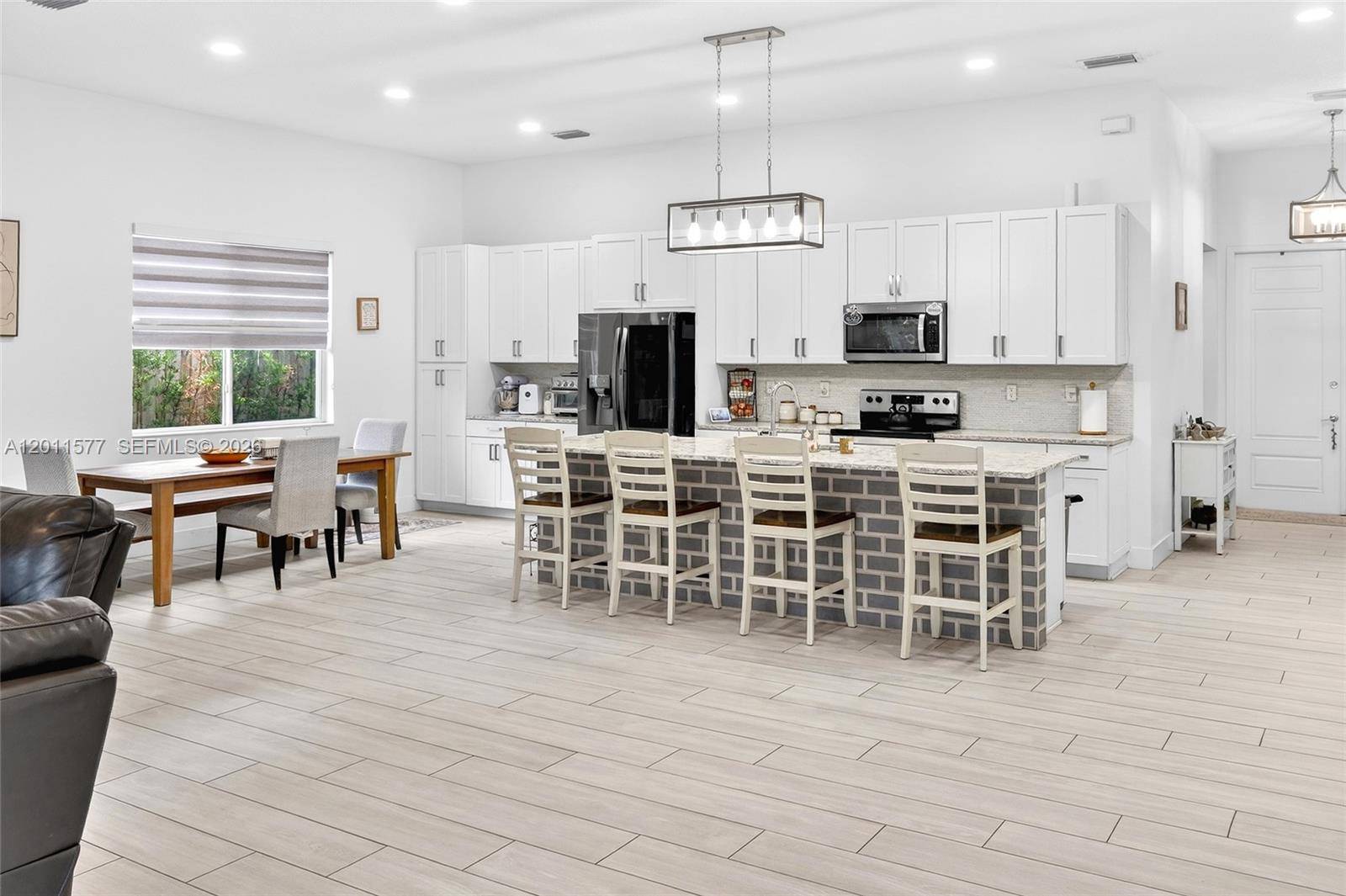 15012 SW 177th TerMiami - picture