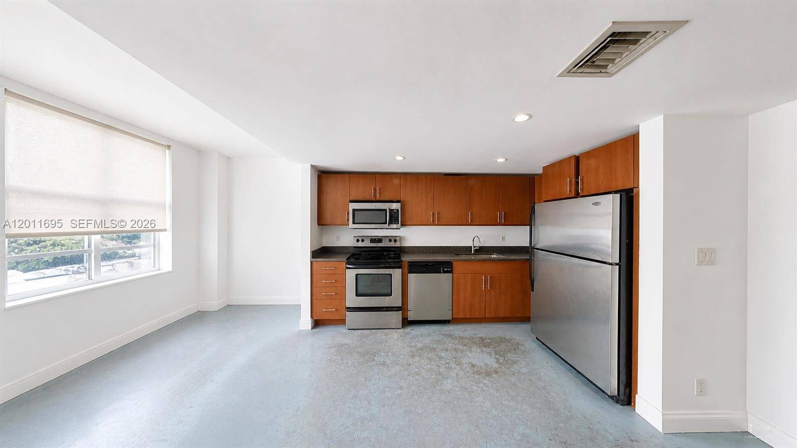 111 E Flagler StMiami - Condo 5+ Stories,Condo condo unit 705 - picture