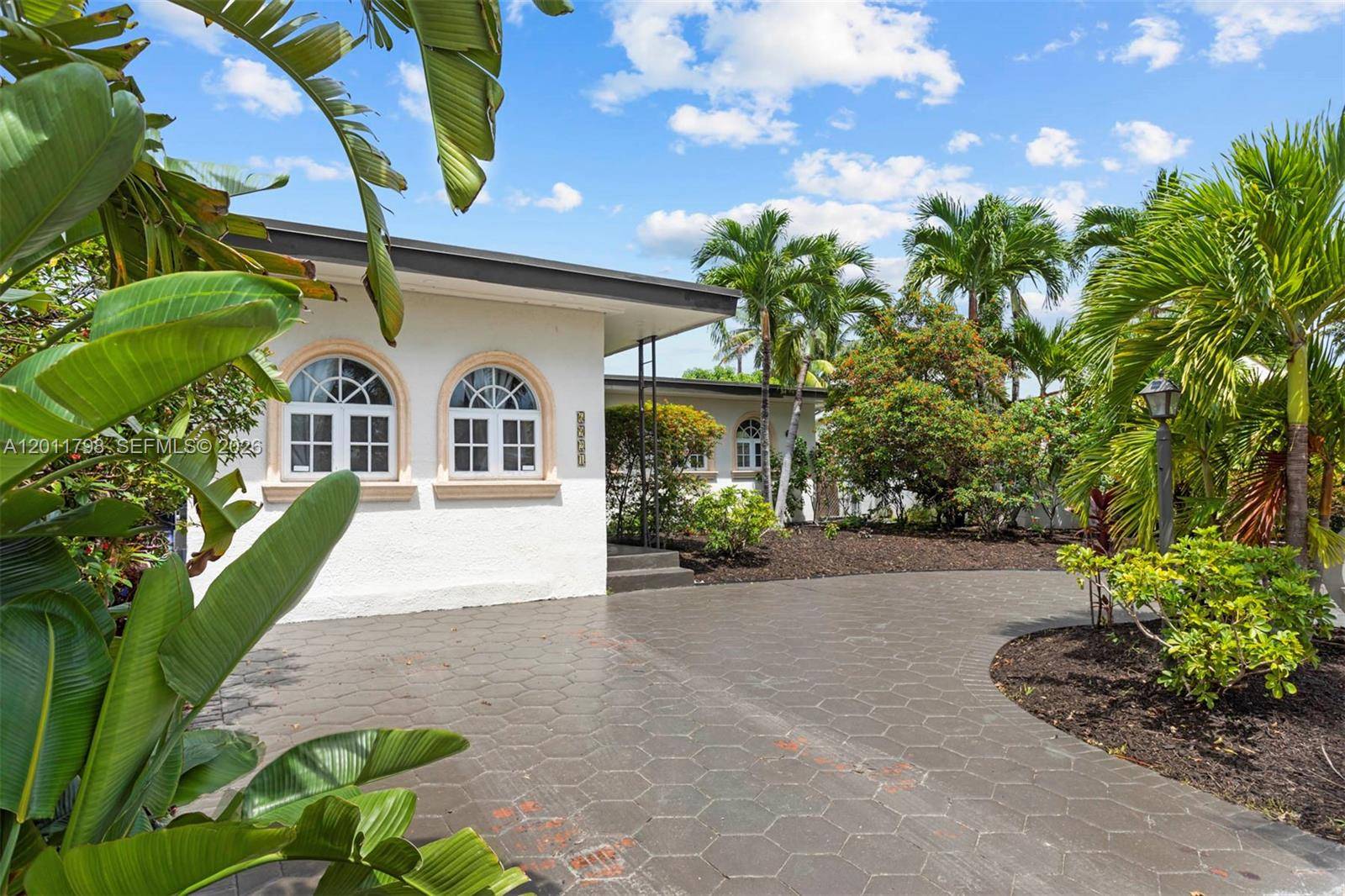 6921 Trouville EsplanadeMiami Beach - picture