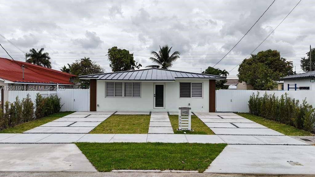 3536 NW 14th TerMiami - picture