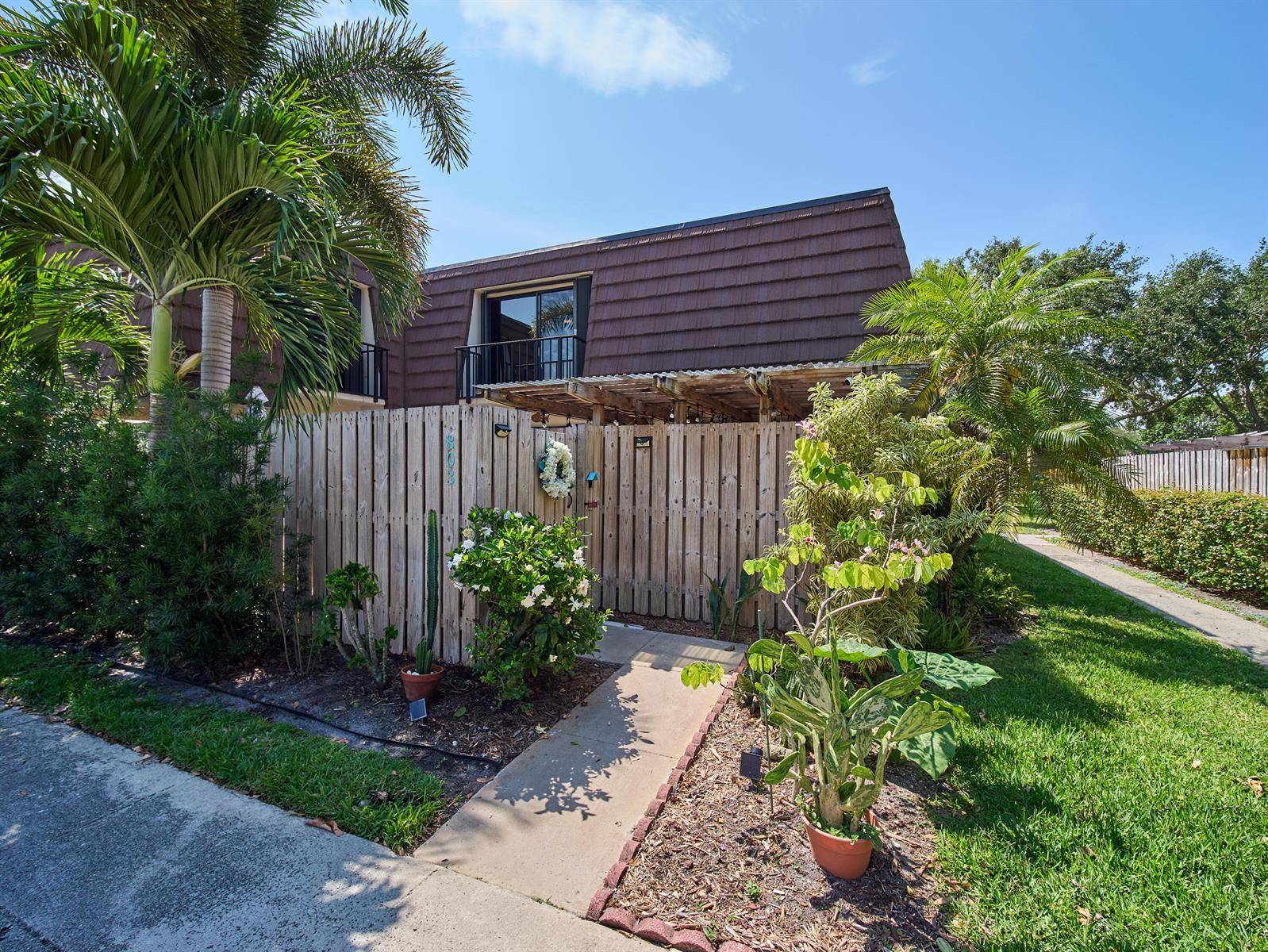 803 8thPalm Beach Gardens - picture