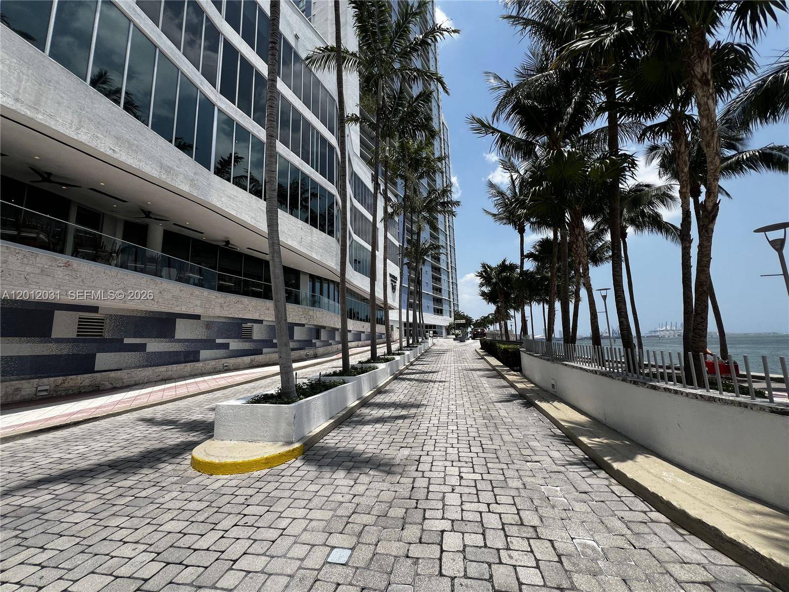 335 S Biscayne BlvdMiami - Condo/Co-Op/Annual,Condo condo unit 2900 - picture
