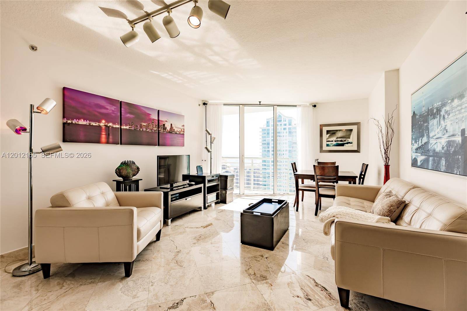 325 S Biscayne BlvdMiami - Condo/Co-Op/Annual,Condo condo unit 3617 - picture