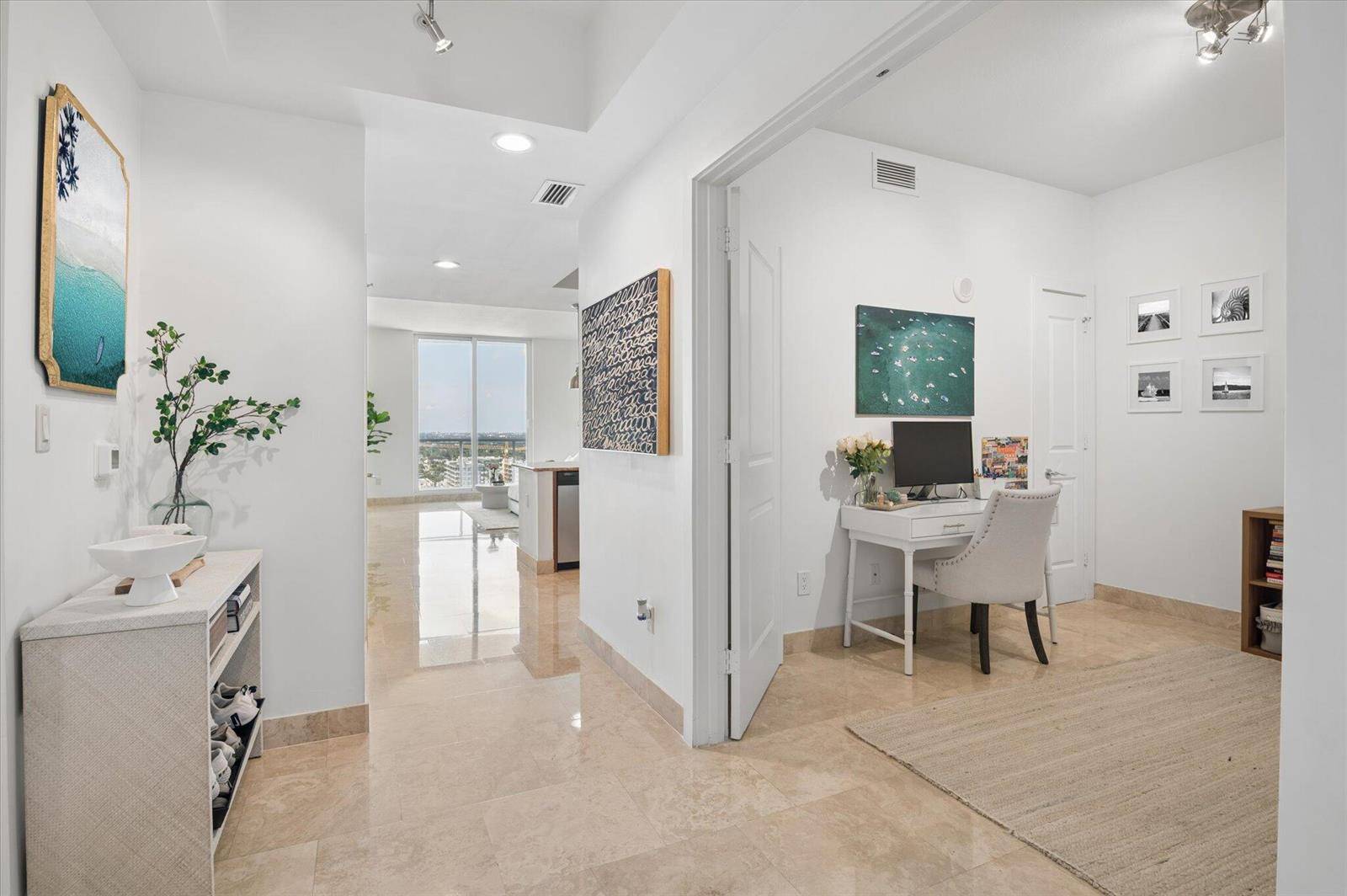 315 NE 3rdFort Lauderdale - STRADA 315 CONDO condo unit 2108 - picture