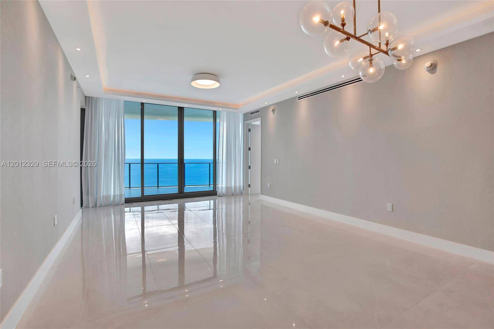 15701 Collins AveSunny Isles Beach - Condo/Co-Op/Annual,Condo condo unit 3804 - picture