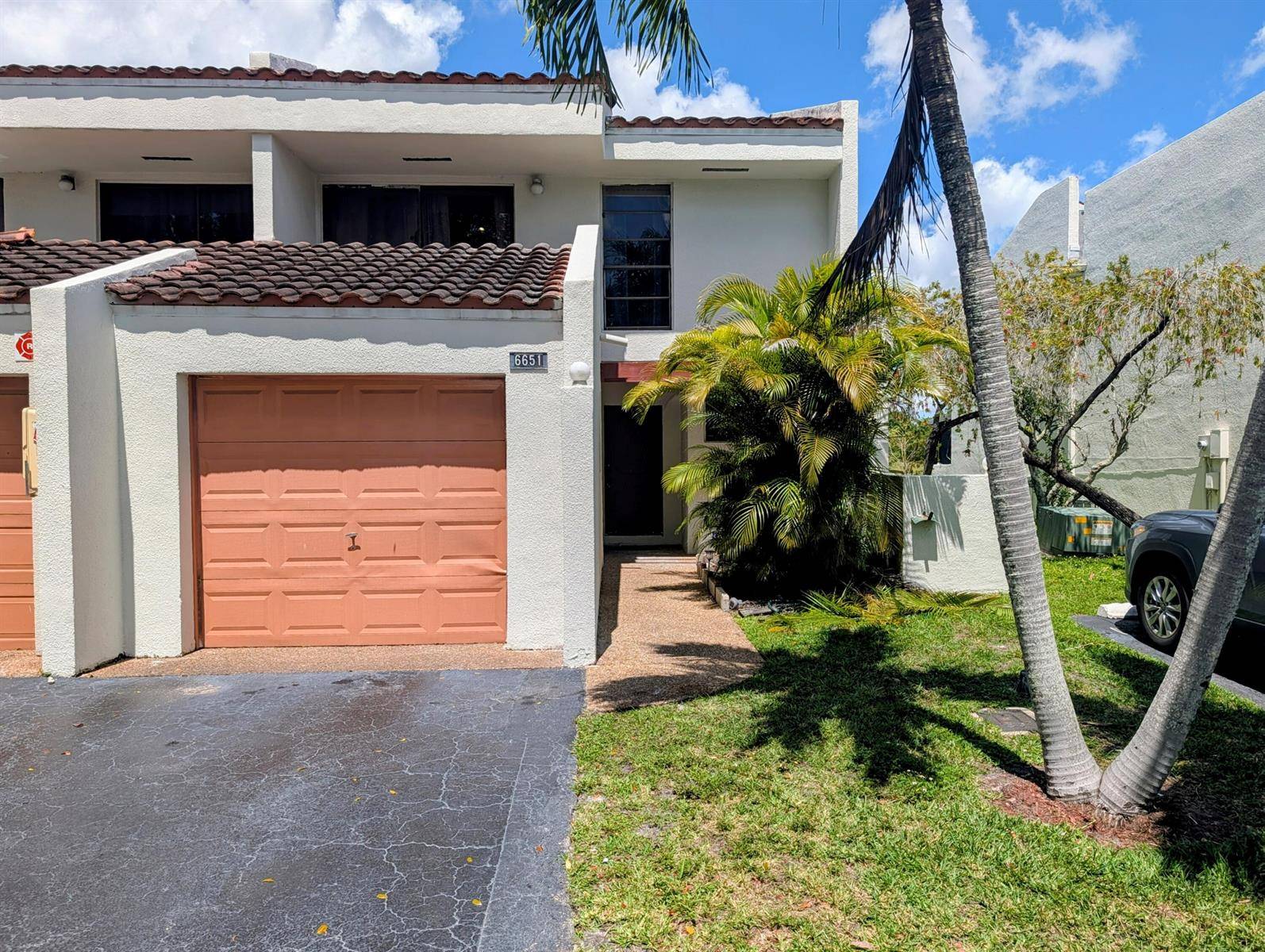 6651 Racquet ClubLauderhill - picture