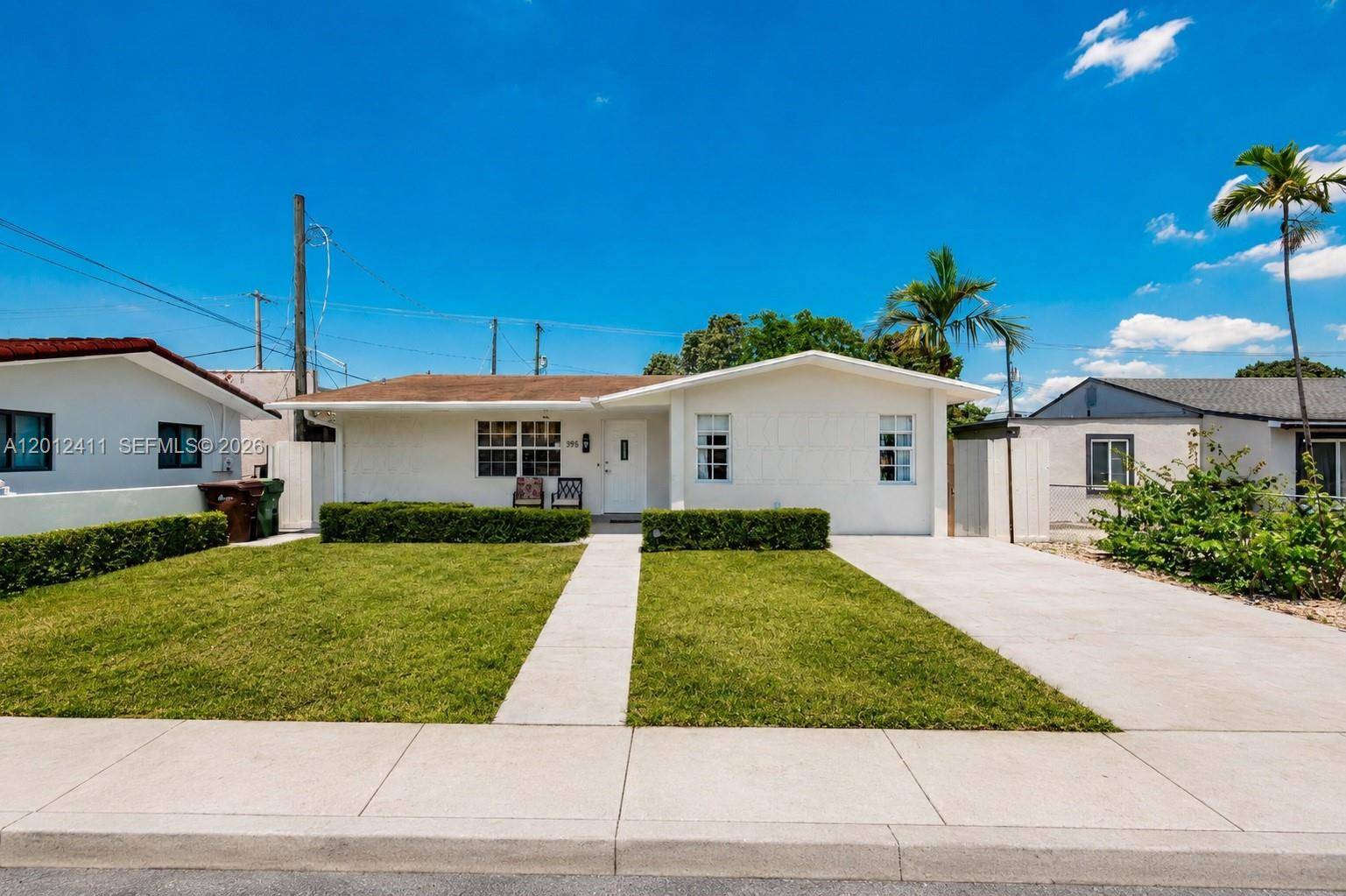 395 W 39th PlHialeah - picture