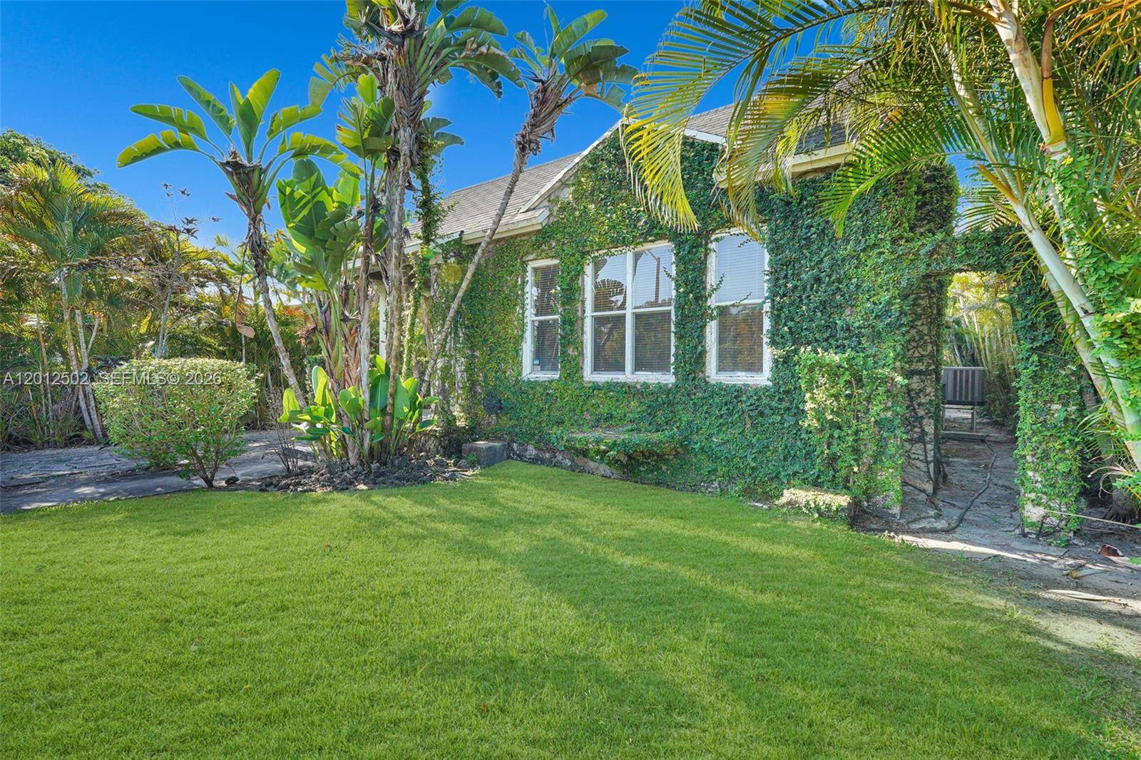 126 NW 48th StMiami - picture