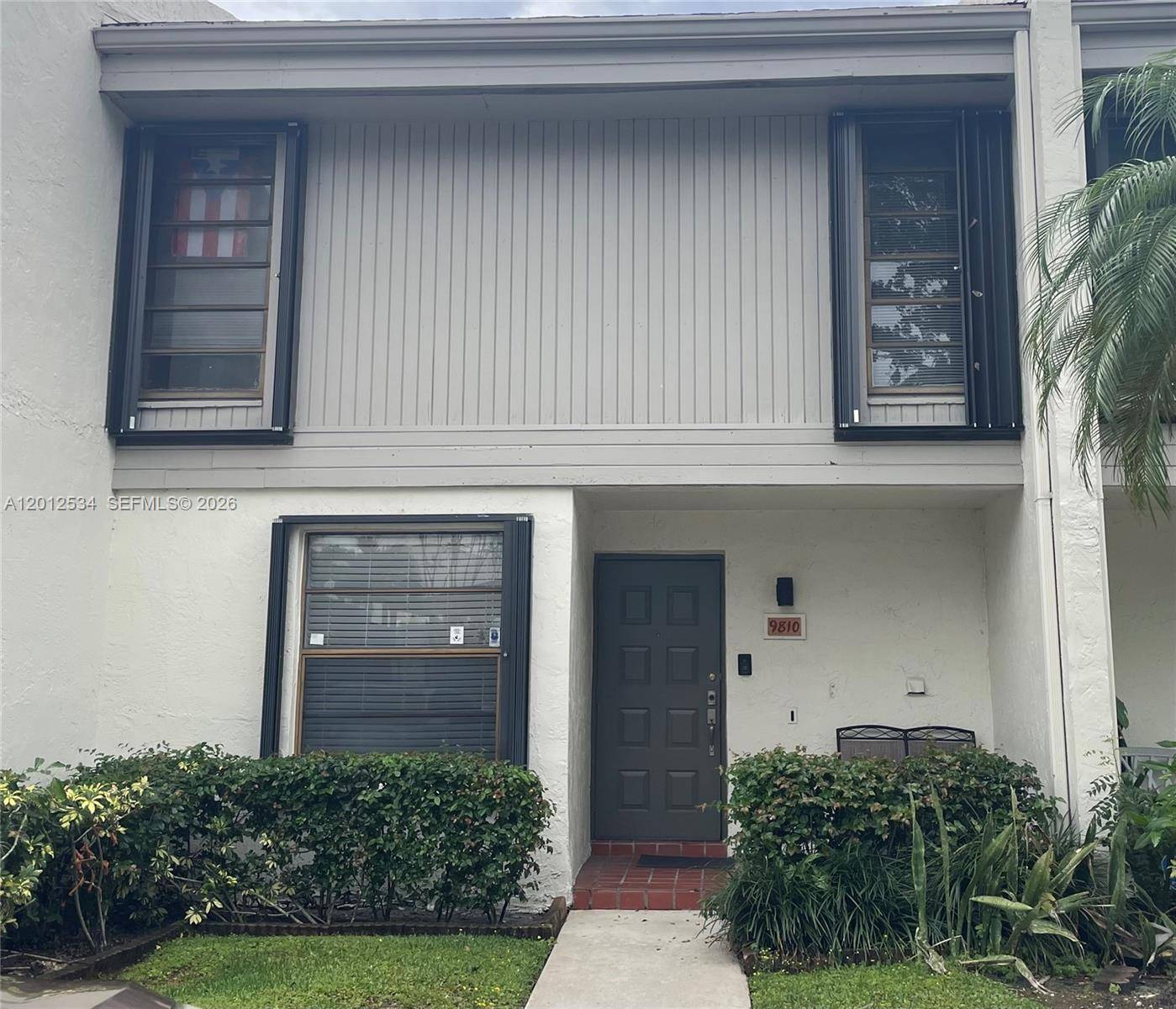 9810 NW 10th StPembroke Pines - WESTVIEW CONDOMINIUM NO E condo unit 88 - picture
