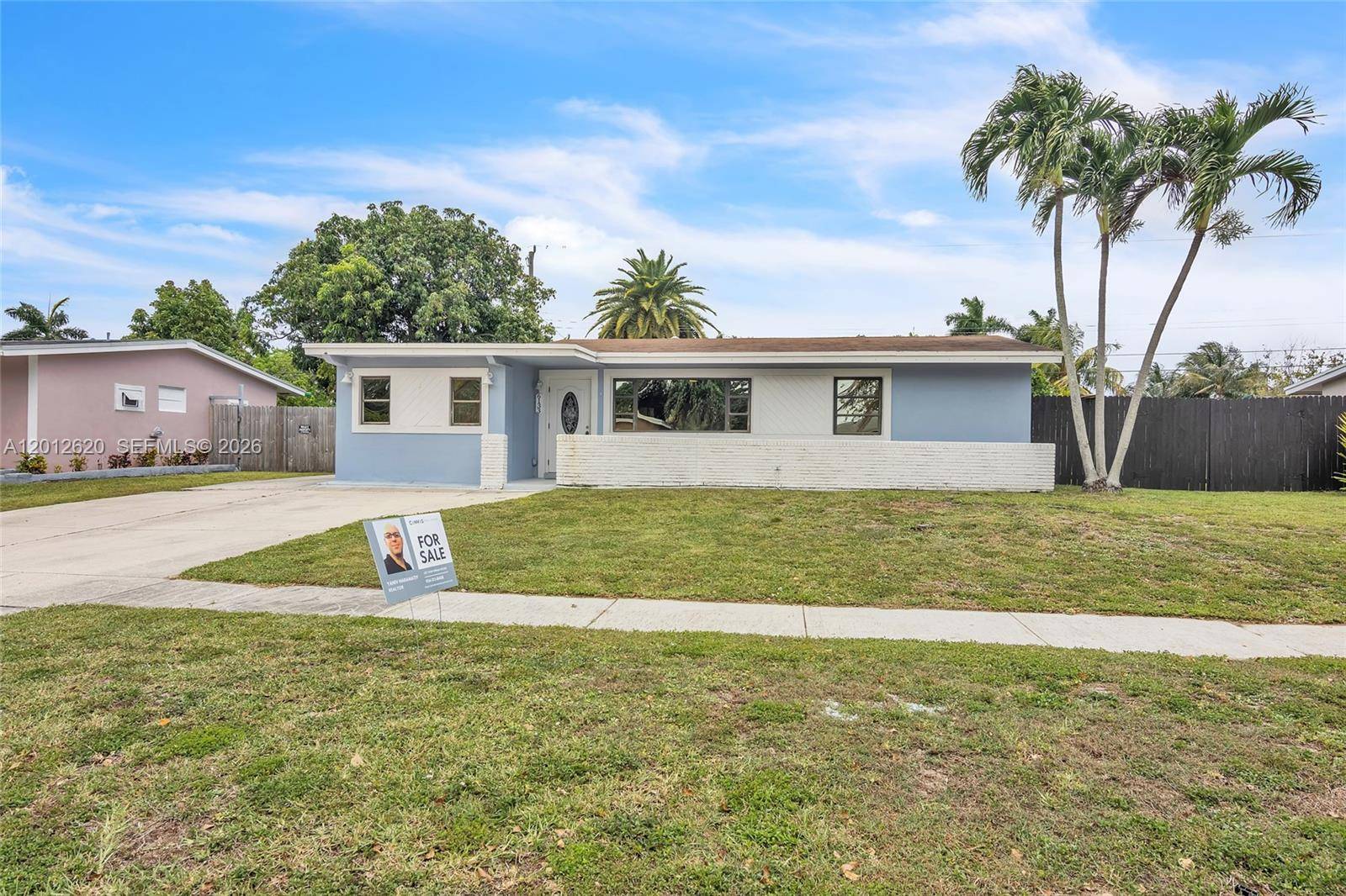 6133 NW 20th StMargate - picture