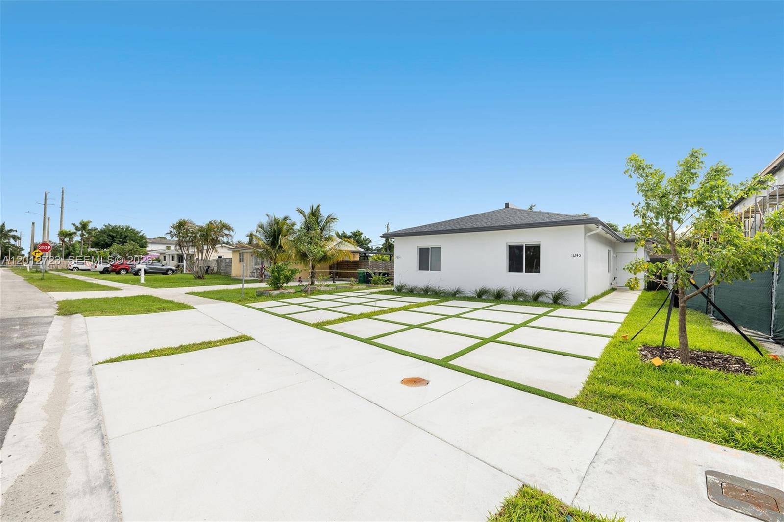 11238 SW 187th StMiami - Duplex/Tri/Quad-Annual,Multi Family condo unit 11238 - picture