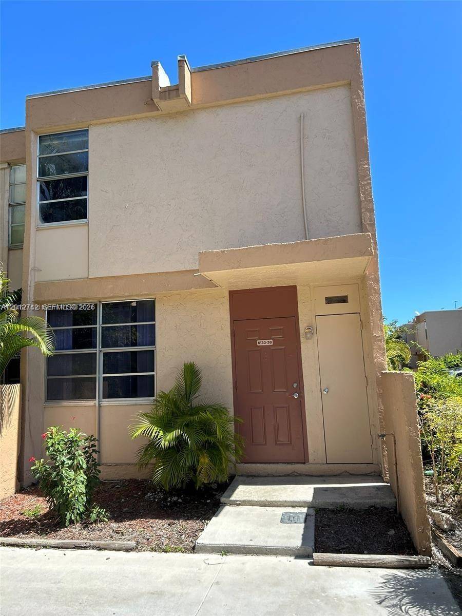 6133 SW 69th StSouth Miami - Condo 1-4 Stories,Townhouse condo unit 38 - picture