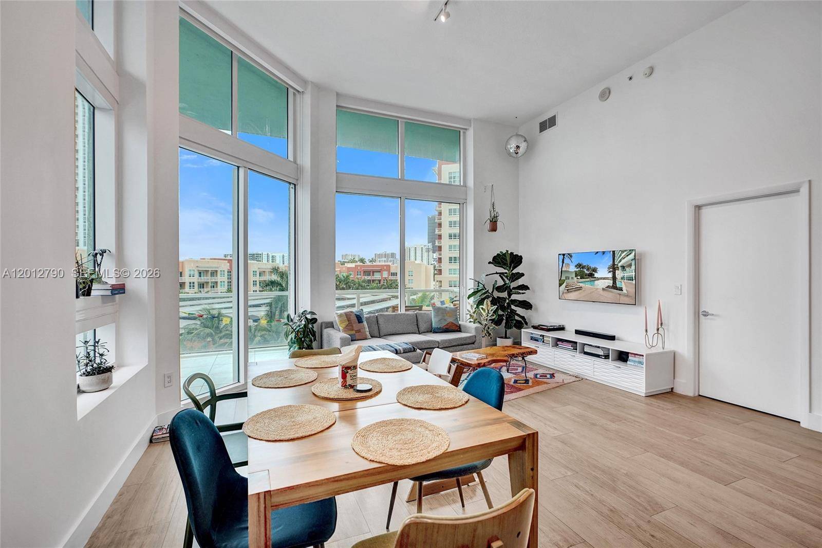 1900 N Bayshore DrMiami - Condo/Co-Op/Annual,Condo condo unit 816 - picture