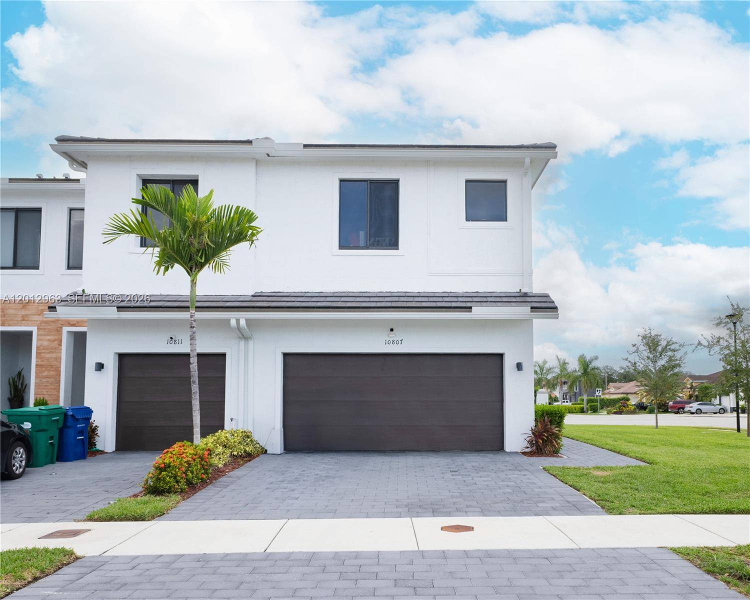 10807 SW 232nd TerHomestead - picture