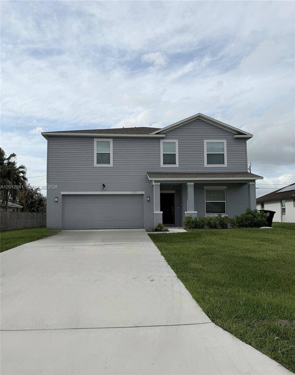 1557 SW Dycus AvePort St. Lucie - picture