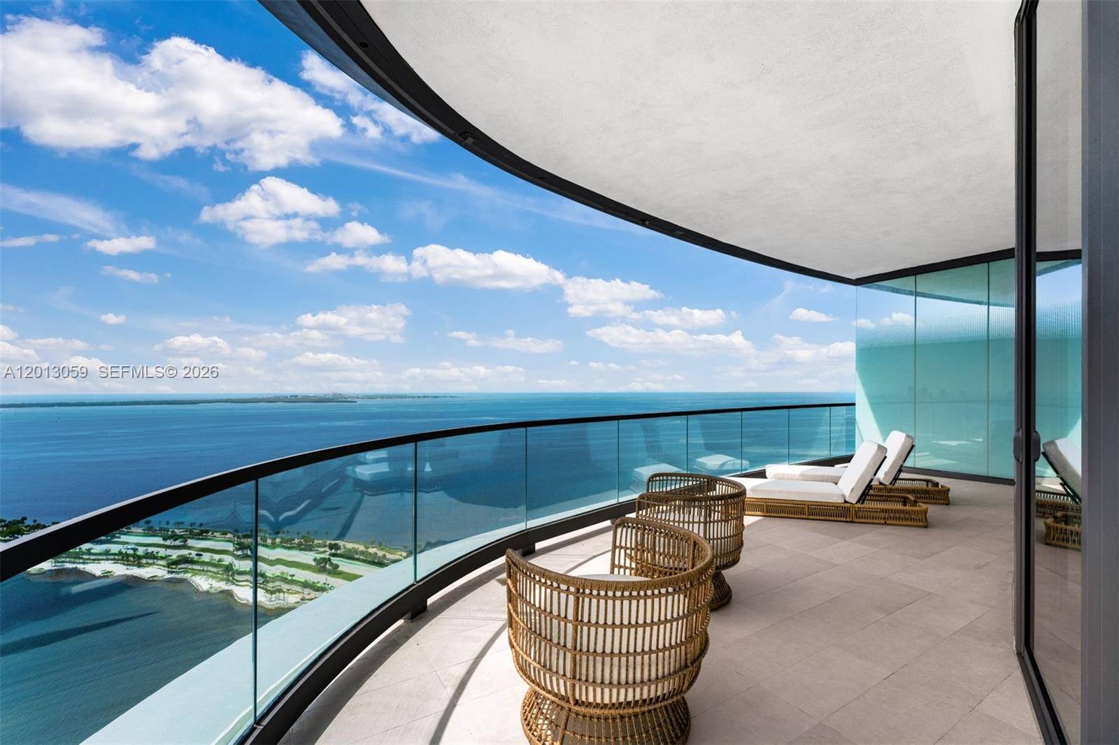 175 SE 25 RDMiami - Una Residences condo unit 3601 - picture