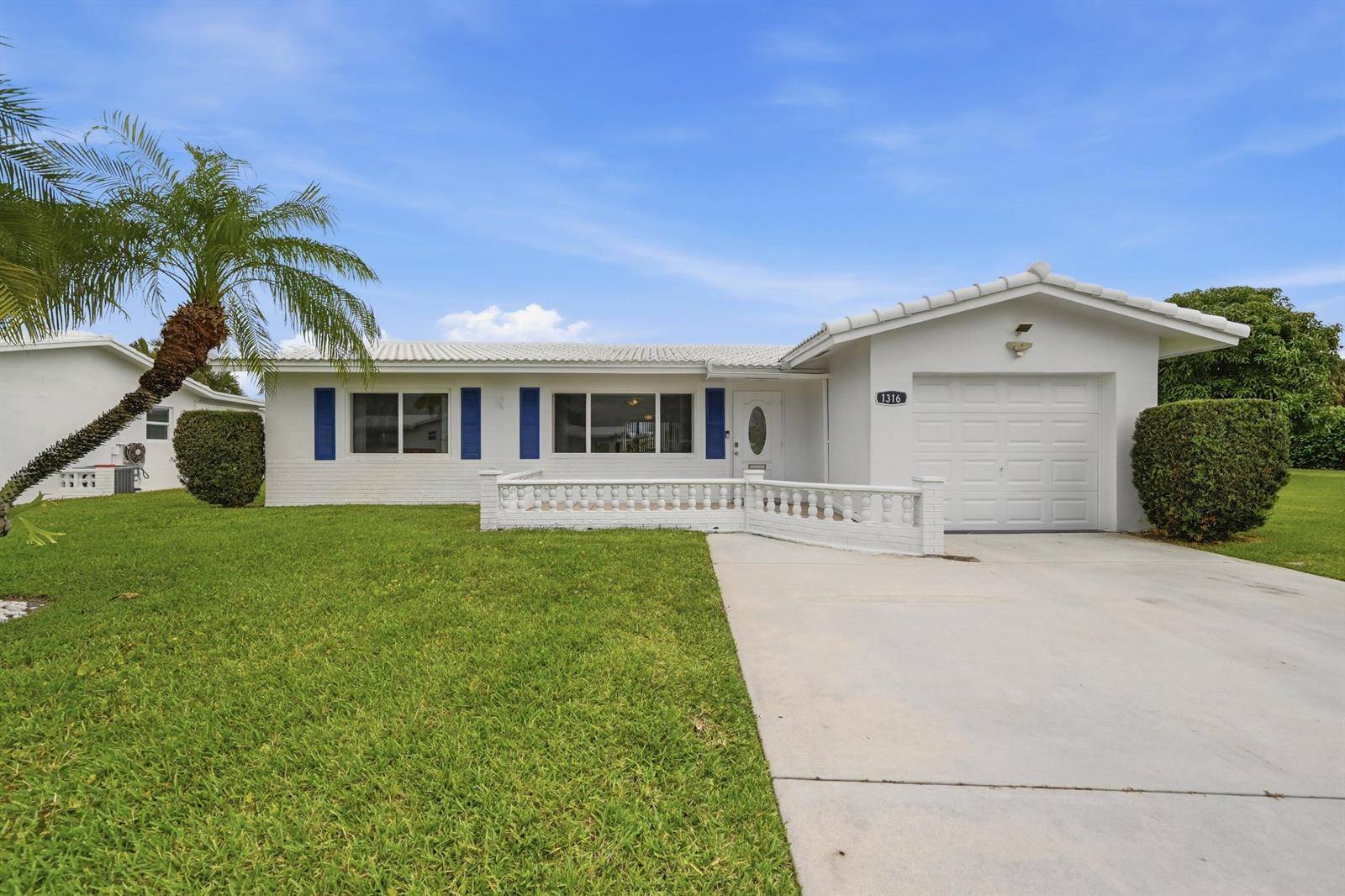 1316 SW 23rdBoynton Beach - picture